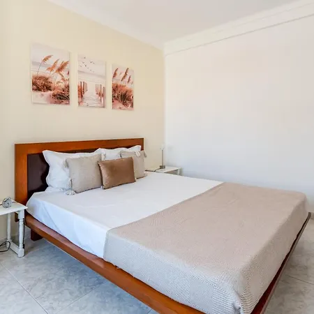 Stylish 3 Bdr Retreat With Pool By Lovelystay 阿尔图拉
